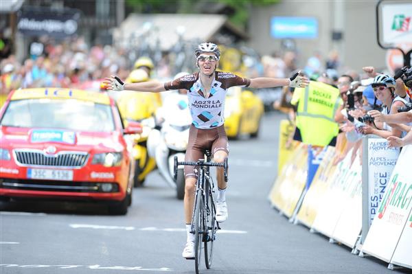 Romain Bardet wins Dauphine stage 5